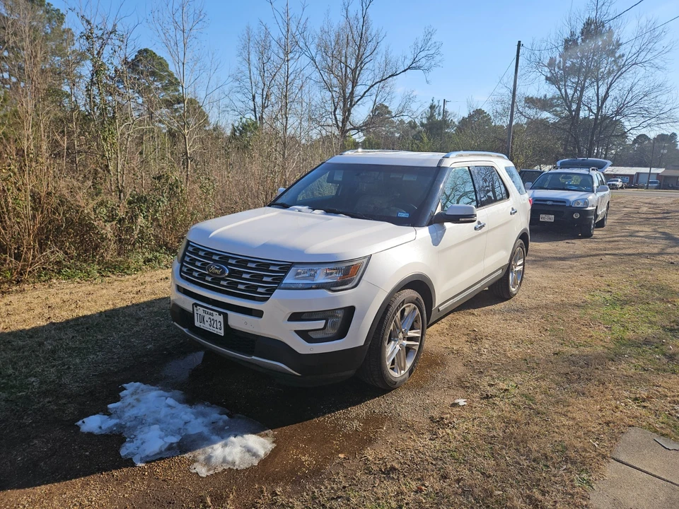 2017 Ford Explorer 5th Gen - Image 9 of 14