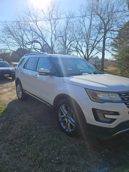 2017 Ford Explorer 5th Gen - Image 11 of 14