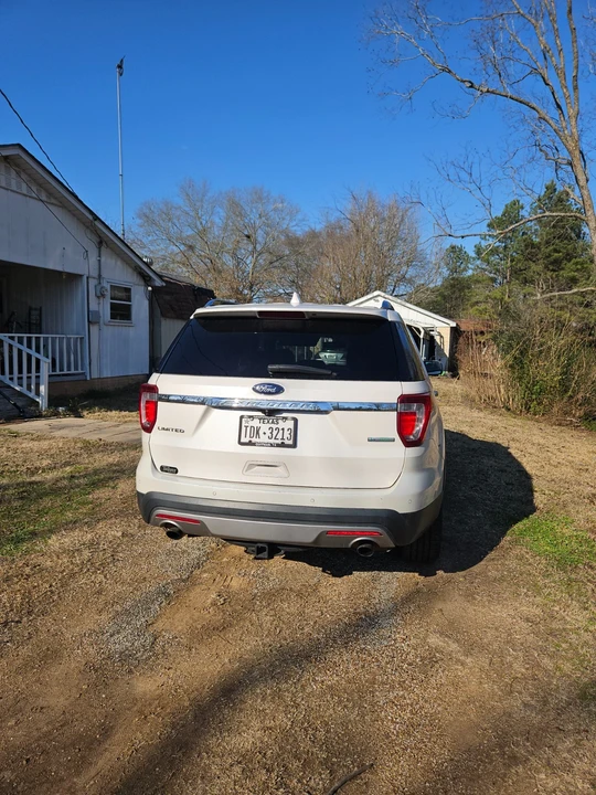 2017 Ford Explorer 5th Gen - Image 12 of 14