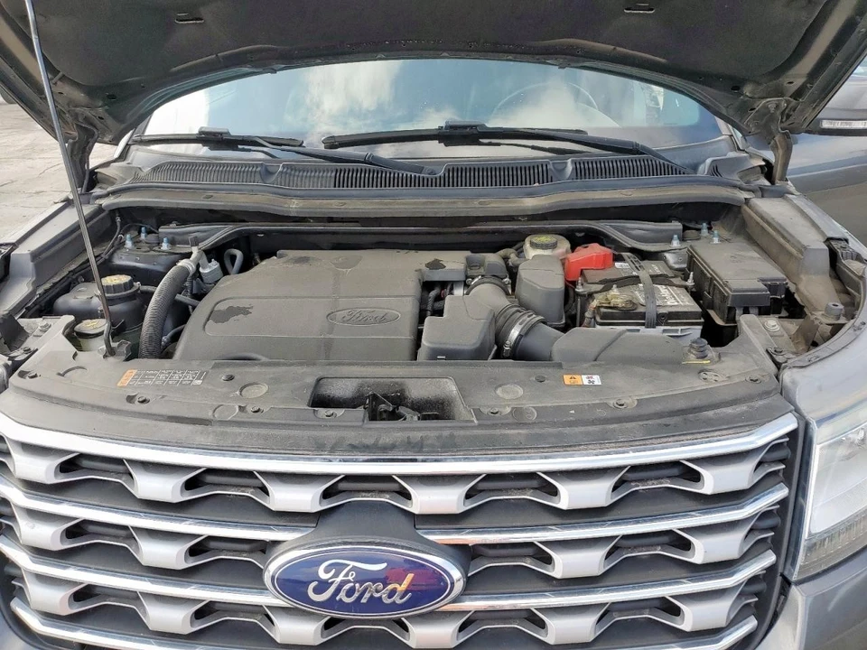 2017 Ford Explorer 5th Gen - Image 16 of 17