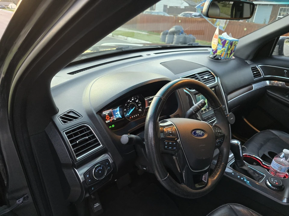 2017 Ford Explorer 5th Gen - Image 11 of 17