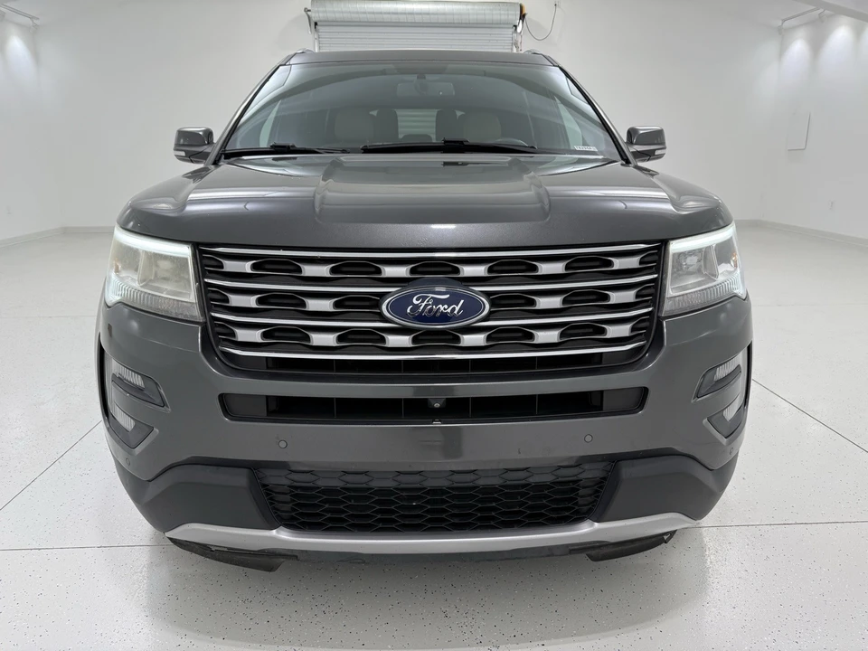 2017 Ford Explorer 5th Gen - Image 2 of 12