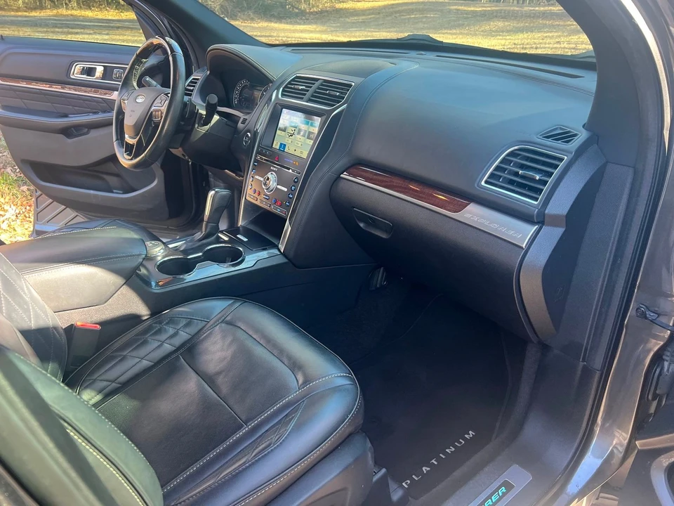 2017 Ford Explorer 5th Gen - Image 12 of 12
