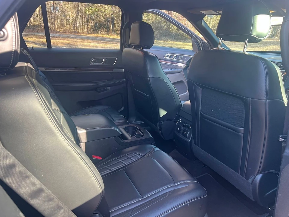 2017 Ford Explorer 5th Gen - Image 10 of 12