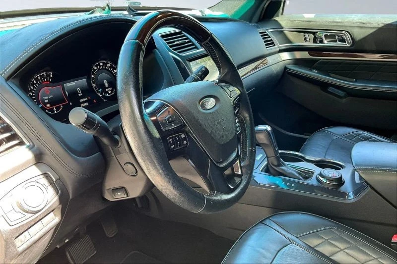 2017 Ford Explorer 5th Gen - Image 11 of 12