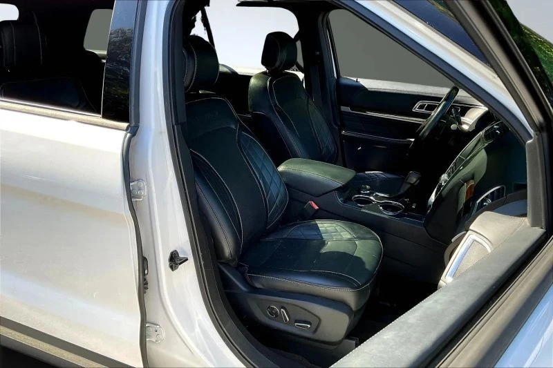 2017 Ford Explorer 5th Gen - Image 12 of 12
