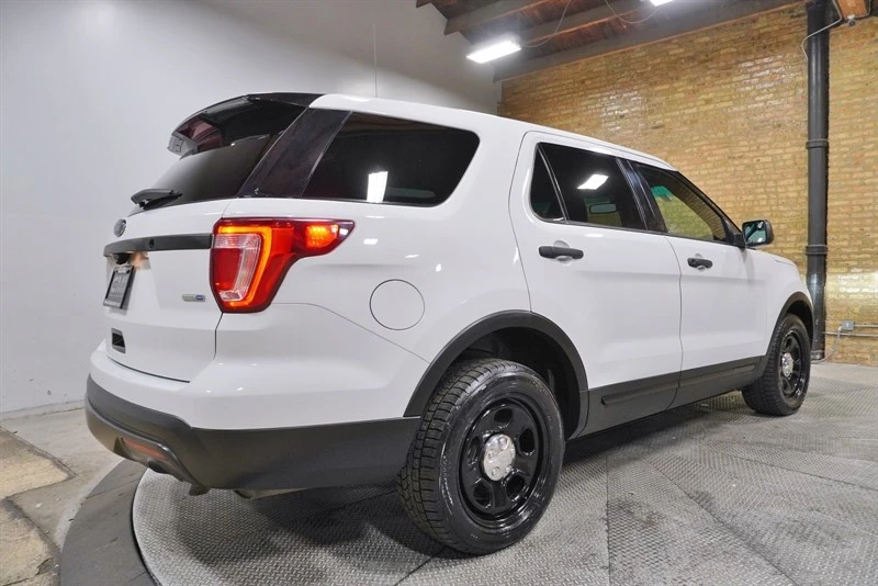 2017 Ford Explorer 5th Gen - Image 10 of 12