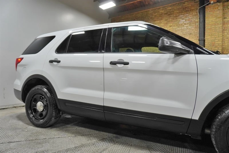 2017 Ford Explorer 5th Gen - Image 9 of 12