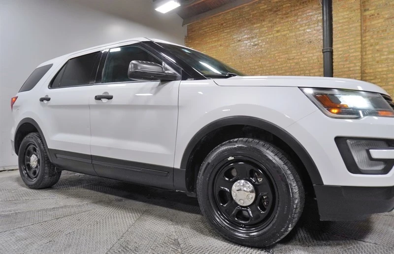 2017 Ford Explorer 5th Gen - Image 8 of 12