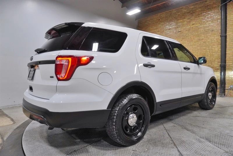 2017 Ford Explorer 5th Gen - Image 10 of 12