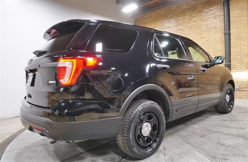 2017 Ford Explorer 5th Gen - Image 10 of 12