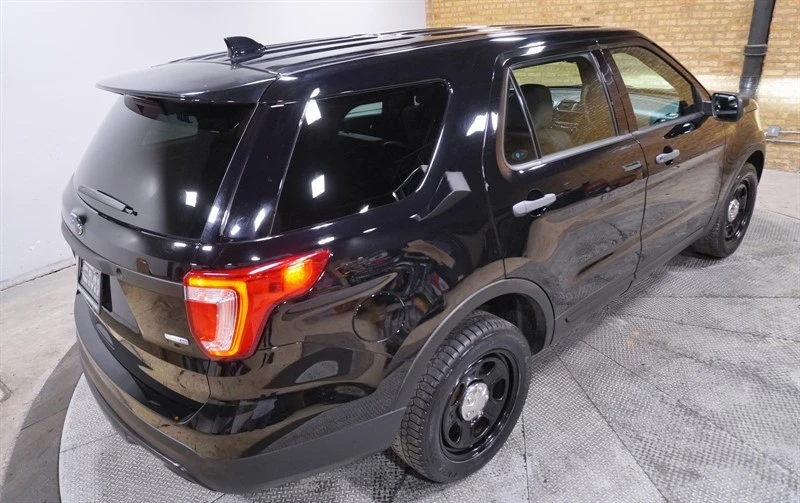 2017 Ford Explorer 5th Gen - Image 11 of 12