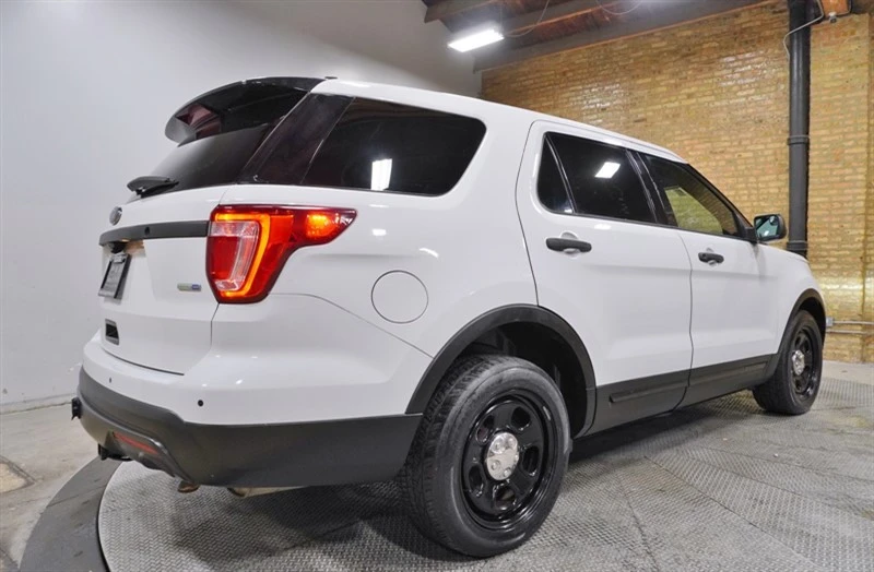 2017 Ford Explorer 5th Gen - Image 10 of 12