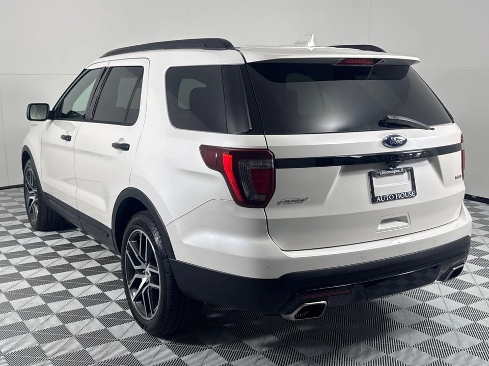 2017 Ford Explorer 5th Gen - Image 7 of 12