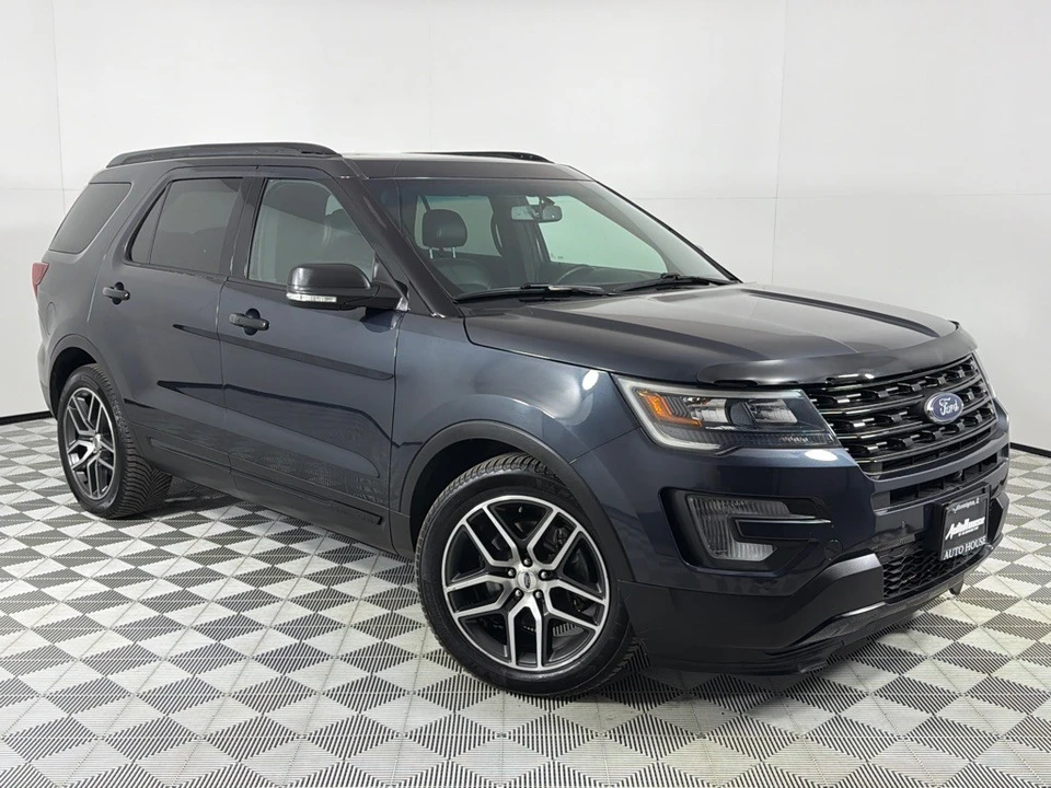 2017 Ford Explorer 5th Gen - Image 2 of 12
