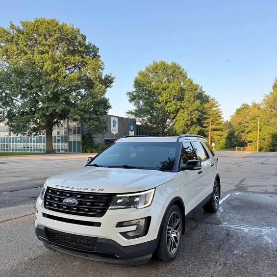2017 Ford Explorer 5th Gen - Image 1 of 1
