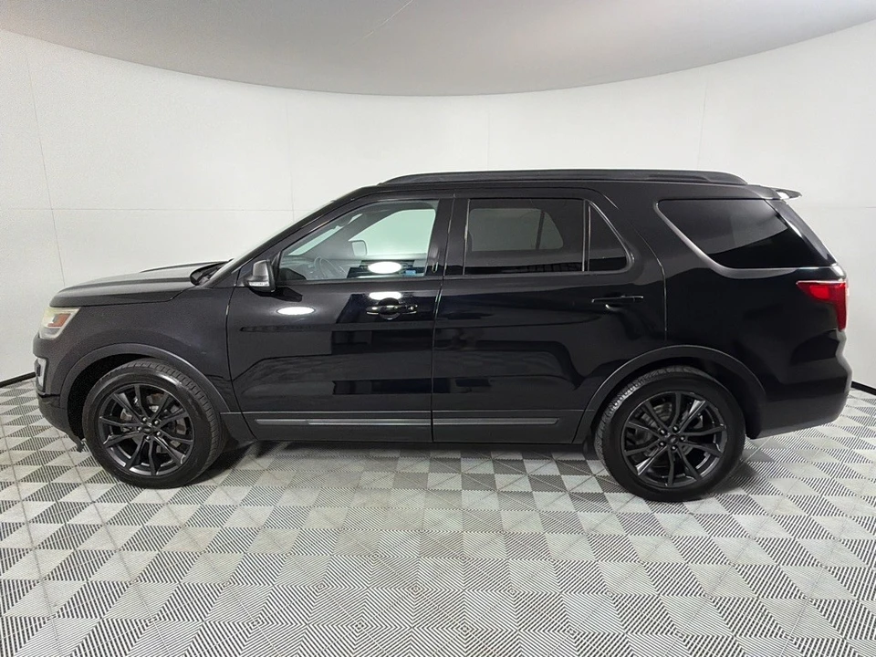 2017 Ford Explorer 5th Gen - Image 8 of 12