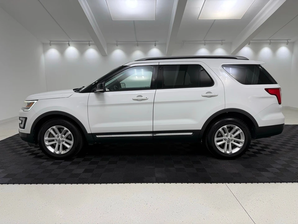 2017 Ford Explorer 5th Gen - Image 4 of 21