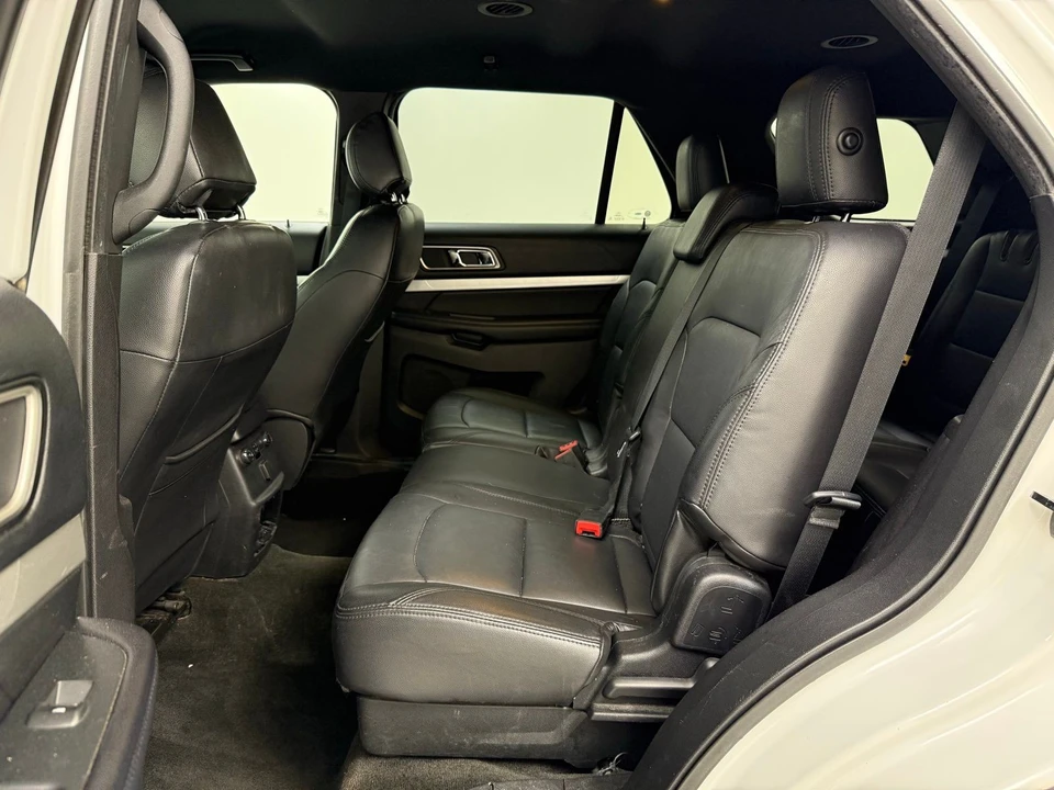 2017 Ford Explorer 5th Gen - Image 18 of 21