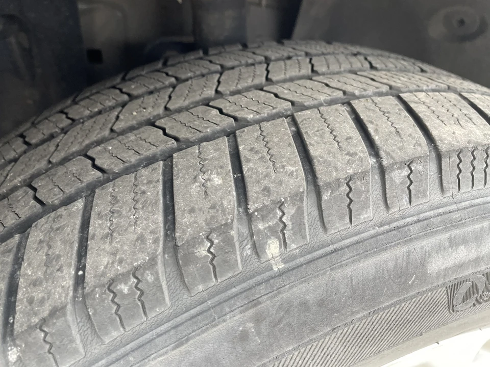 2017 Ford Explorer 5th Gen - Image 11 of 21