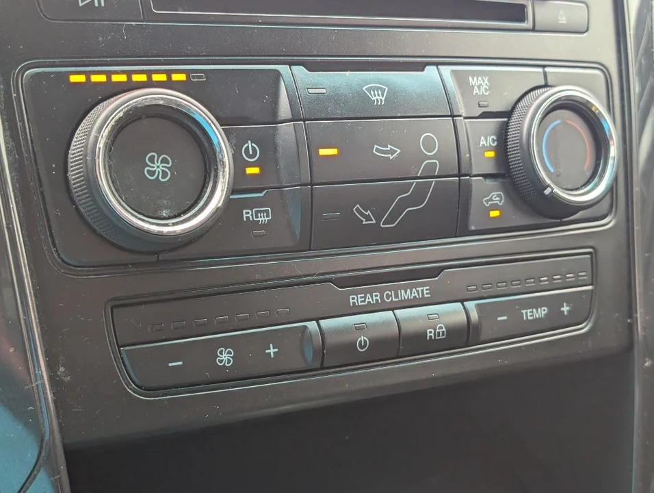 2017 Ford Explorer 5th Gen - Image 19 of 21