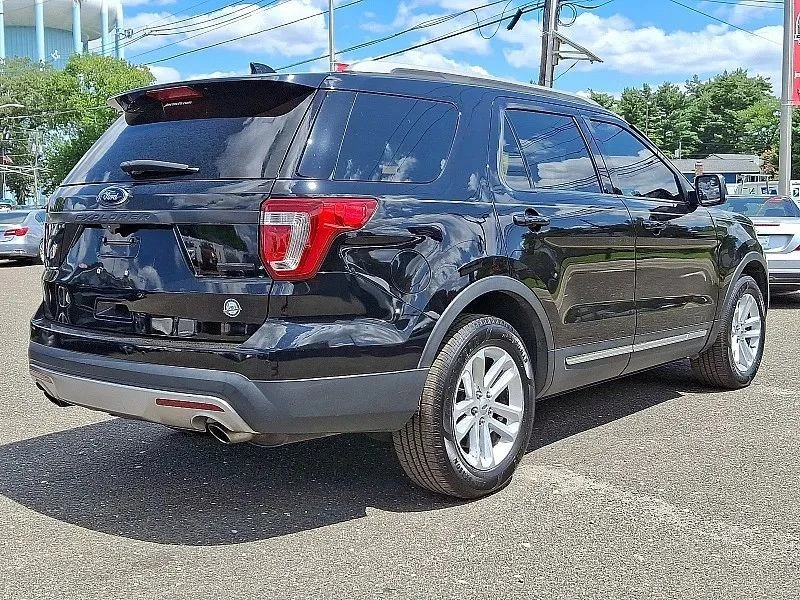 2017 Ford Explorer 5th Gen - Image 7 of 12