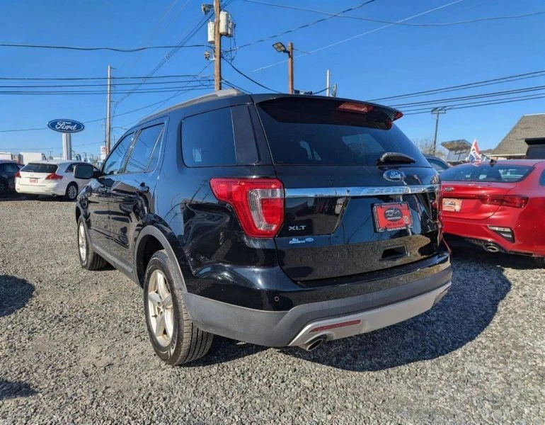 2017 Ford Explorer 5th Gen - Image 8 of 12