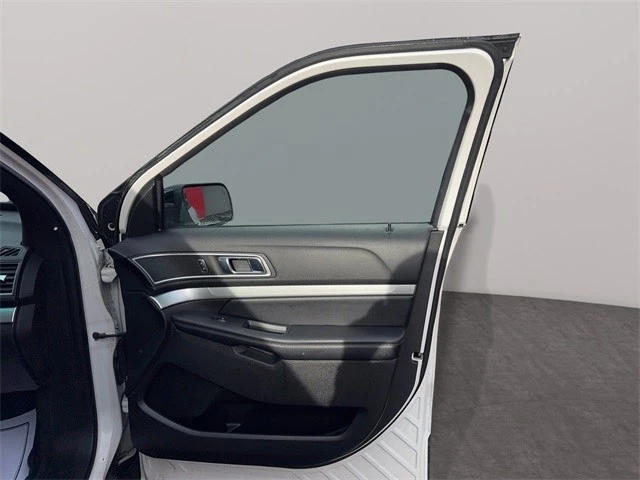 2017 Ford Explorer 5th Gen - Image 16 of 21
