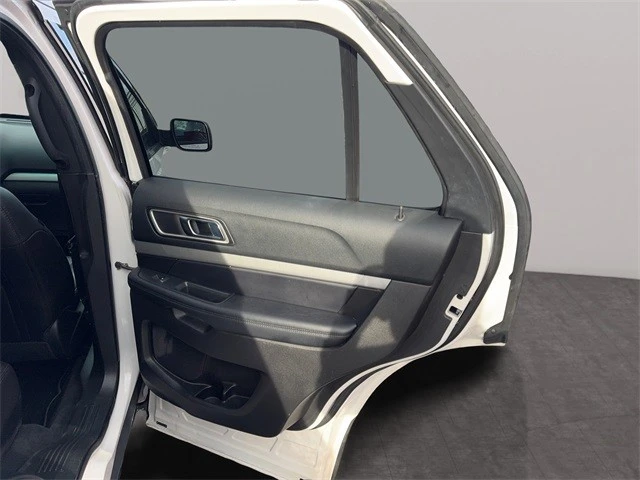 2017 Ford Explorer 5th Gen - Image 18 of 21