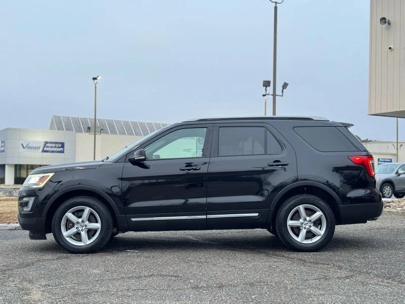 2017 Ford Explorer 5th Gen - Image 2 of 12