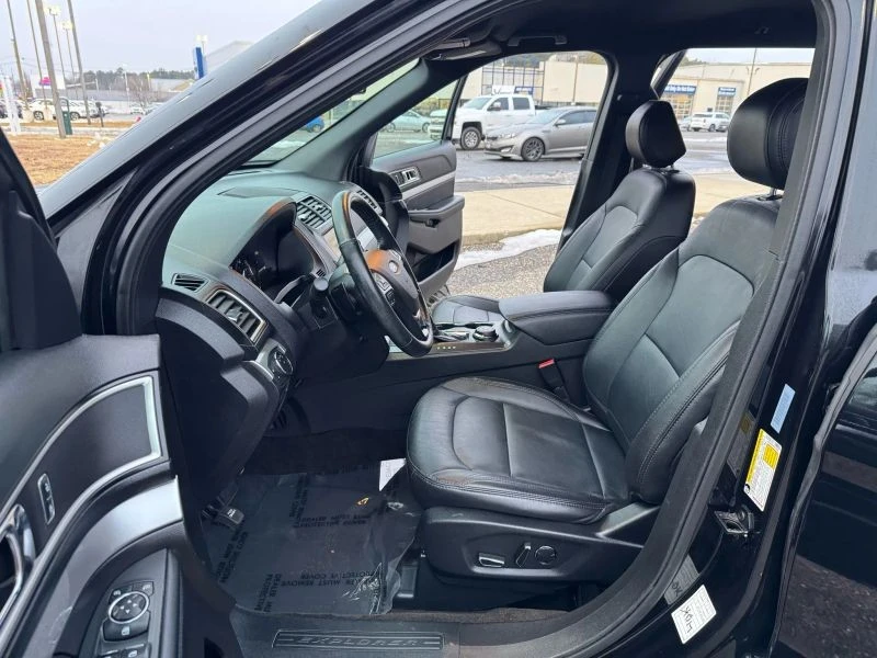 2017 Ford Explorer 5th Gen - Image 9 of 12