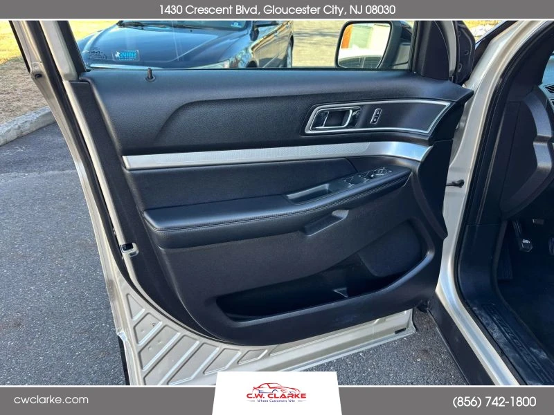 2017 Ford Explorer 5th Gen - Image 11 of 12