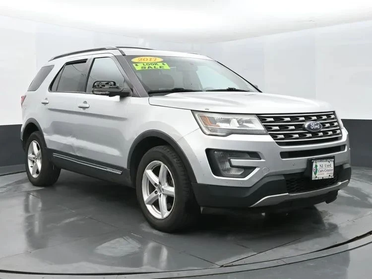 2017 Ford Explorer 5th Gen - Image 2 of 12