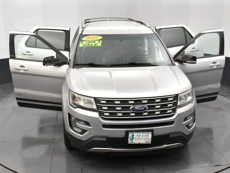 2017 Ford Explorer 5th Gen - Image 10 of 12