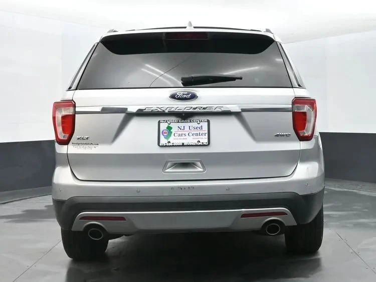 2017 Ford Explorer 5th Gen - Image 8 of 12