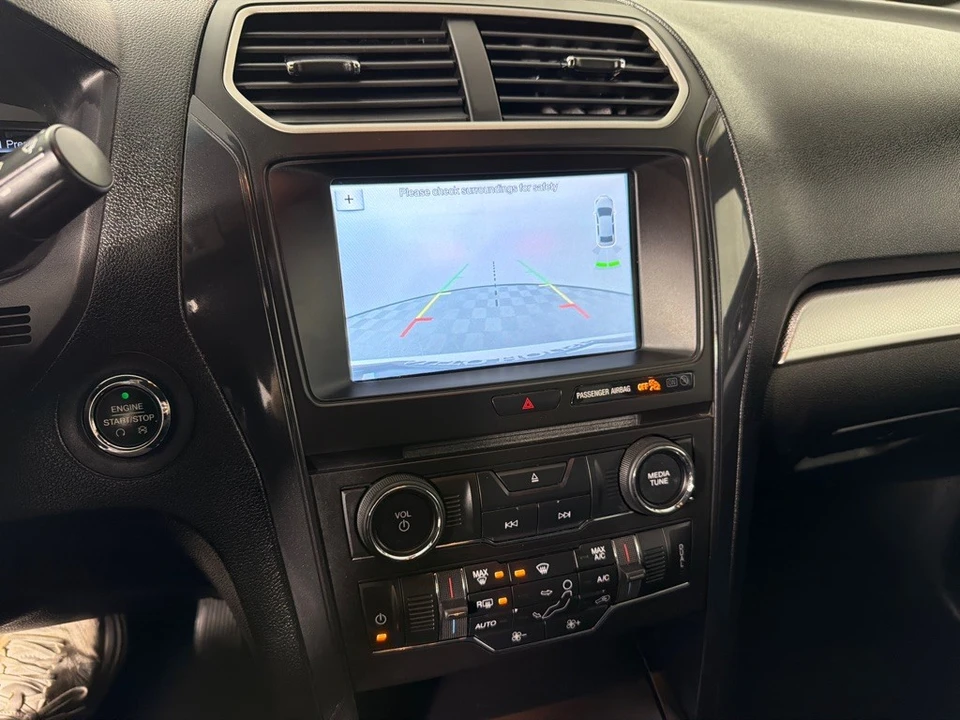 2017 Ford Explorer 5th Gen - Image 16 of 21