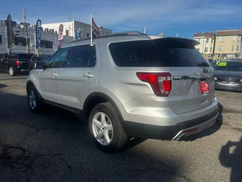 2017 Ford Explorer 5th Gen - Image 6 of 12