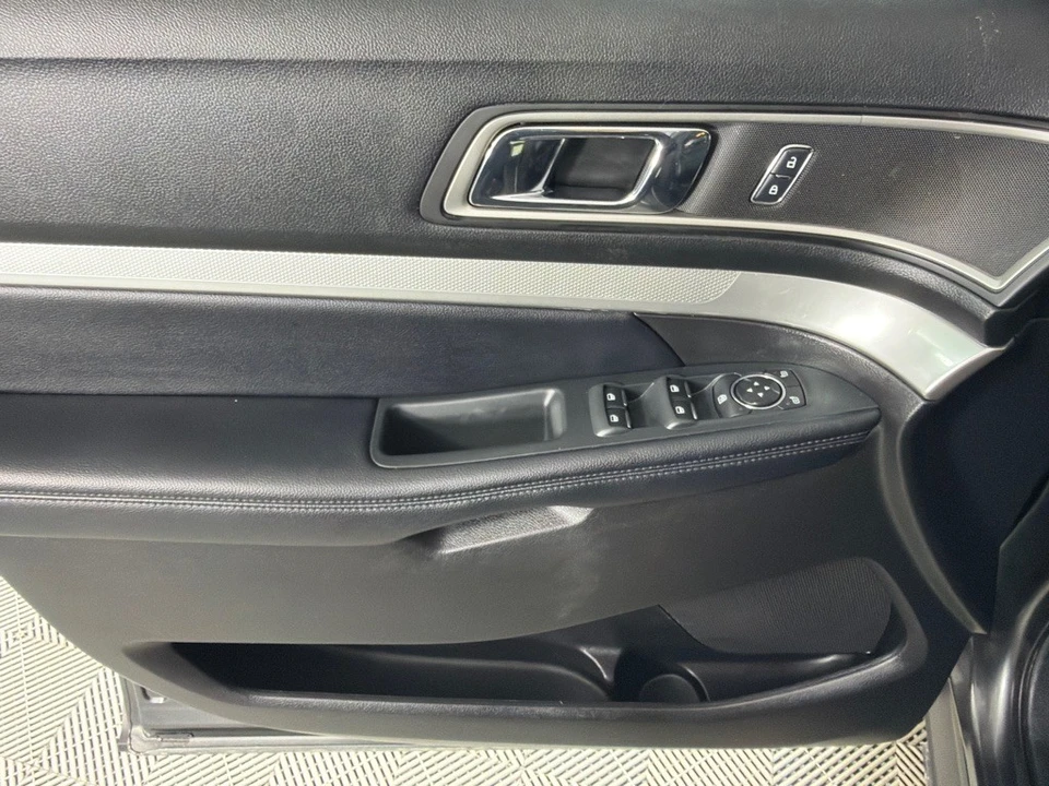 2017 Ford Explorer 5th Gen - Image 12 of 12