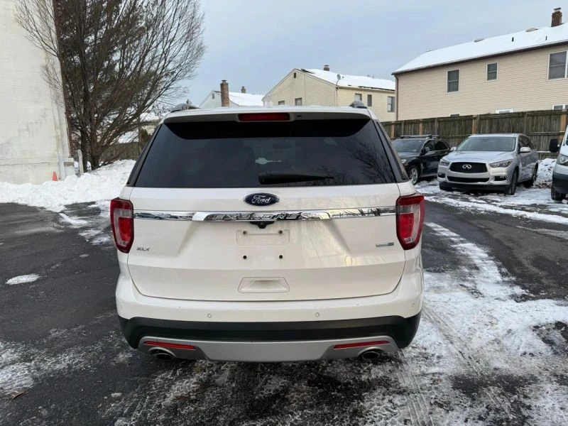 2017 Ford Explorer 5th Gen - Image 4 of 12