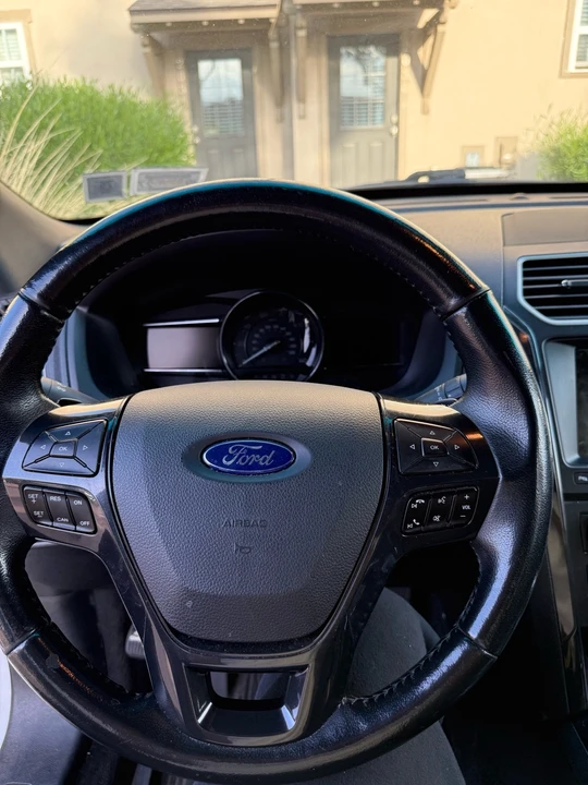 2017 Ford Explorer 5th Gen - Image 7 of 11