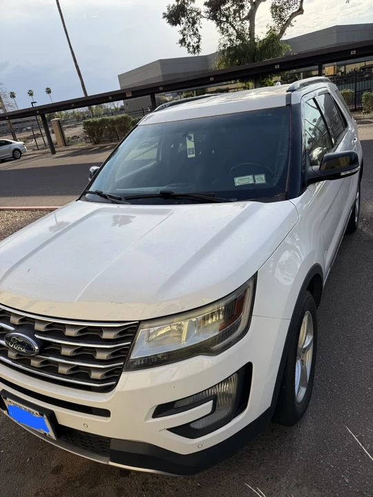 2017 Ford Explorer 5th Gen - Image 2 of 11