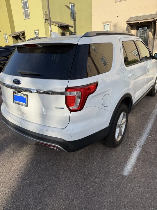 2017 Ford Explorer 5th Gen - Image 4 of 11