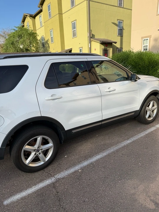 2017 Ford Explorer 5th Gen - Image 3 of 11