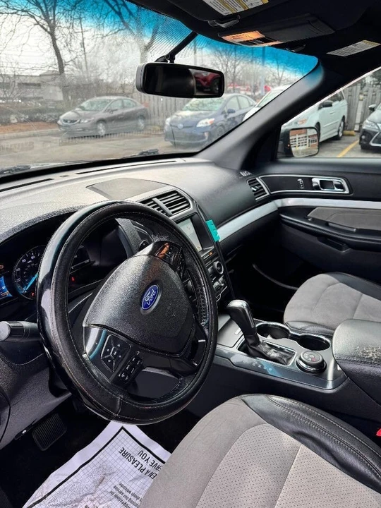 2017 Ford Explorer 5th Gen - Image 6 of 11