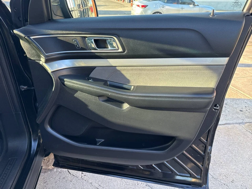 2017 Ford Explorer 5th Gen - Image 17 of 21