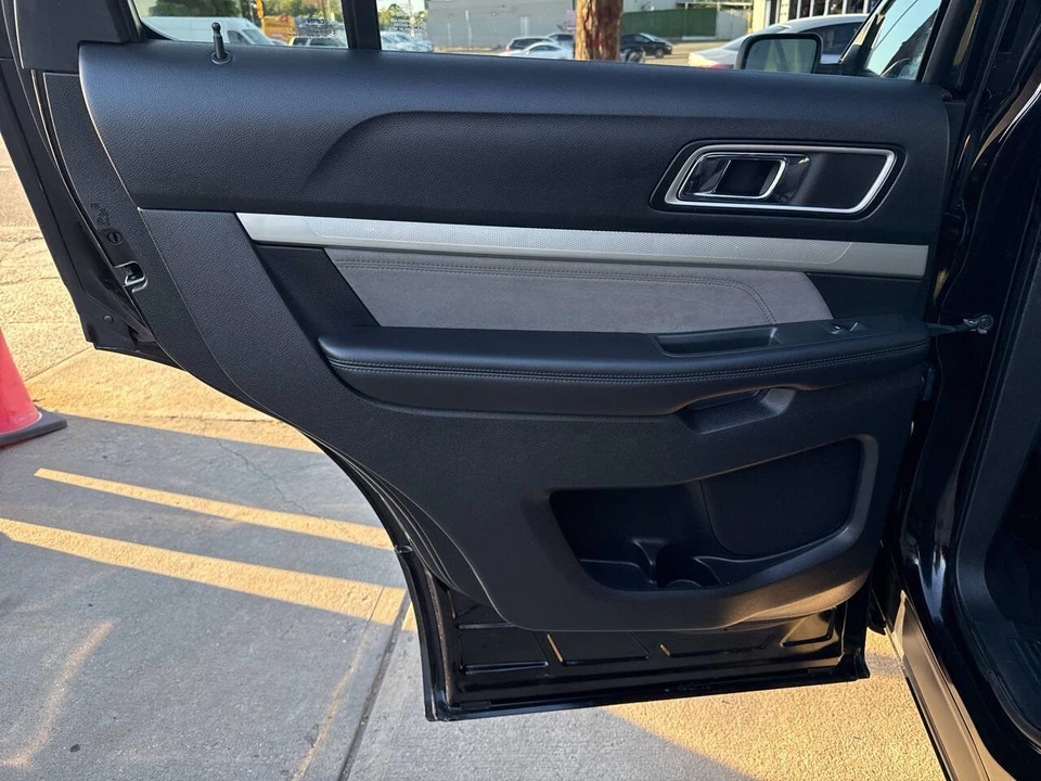 2017 Ford Explorer 5th Gen - Image 16 of 21