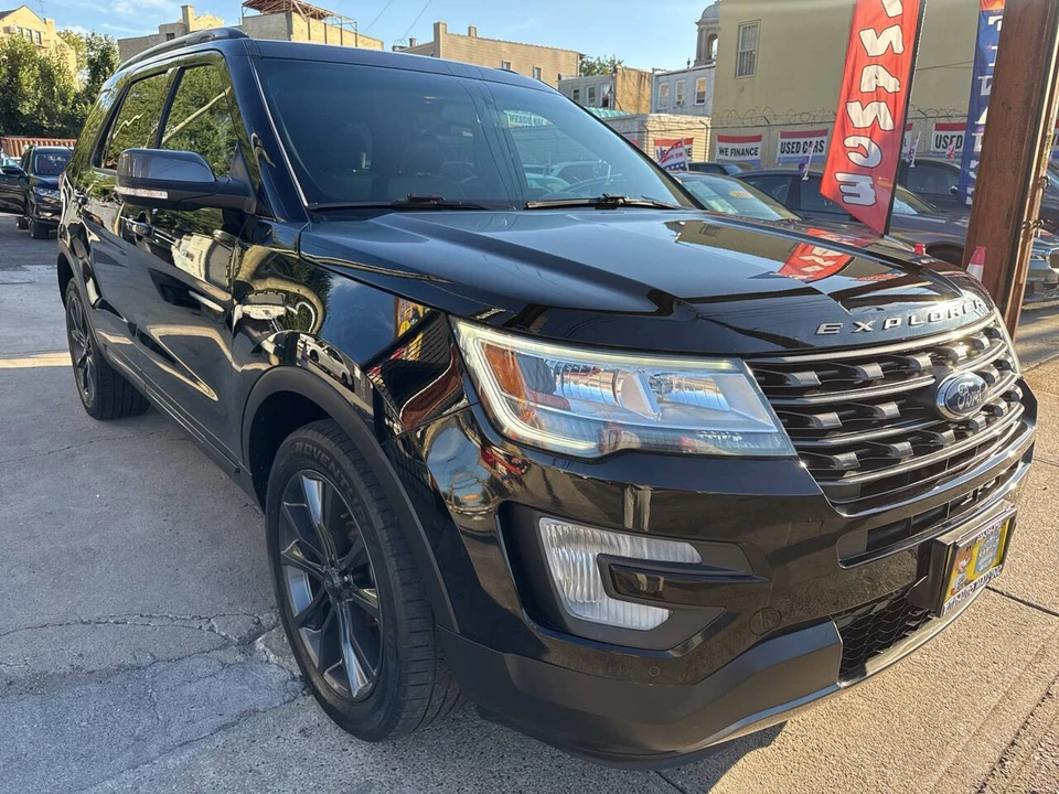 2017 Ford Explorer 5th Gen - Image 2 of 21