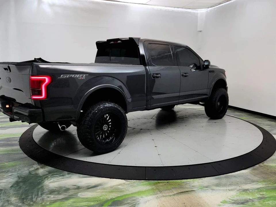 2017 Ford F-150 13th Gen - Image 5 of 31