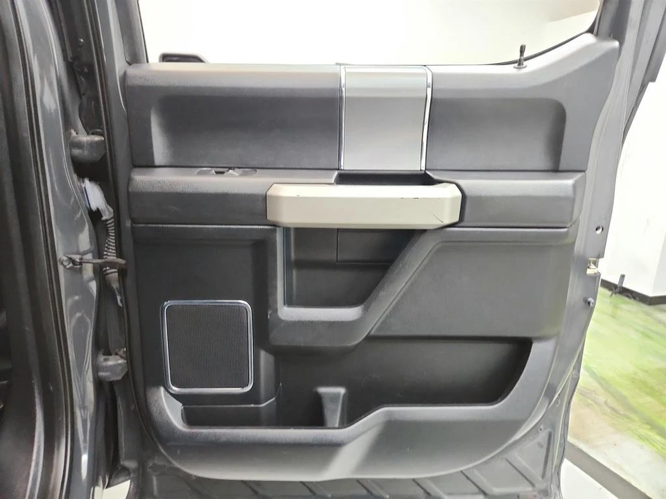 2017 Ford F-150 13th Gen - Image 30 of 31