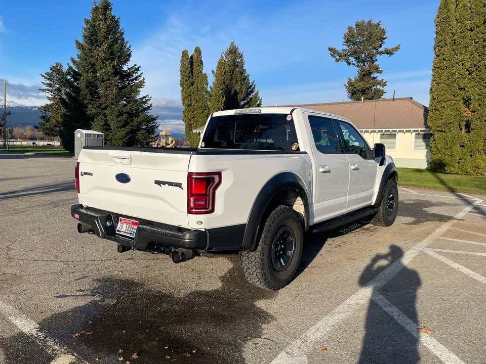 2017 Ford F-150 Raptor 13th Gen - Image 15 of 16